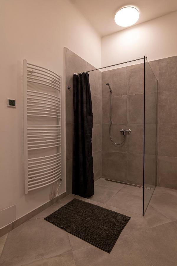 Flataid Apartment Jakob-Redtenbacher-Gasse I กราซ ภายนอก รูปภาพ